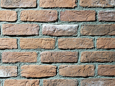 OLD BRICK 102