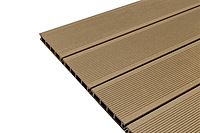 Classic Striped Oak Composite Deck Classic Striped Oak Composite Deck
